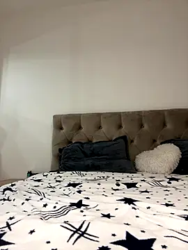 IrisBlues's cam snapshot