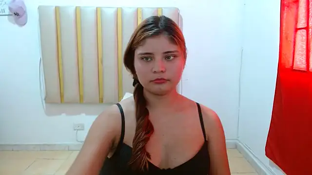 keilicita_tonny_18's cam snapshot