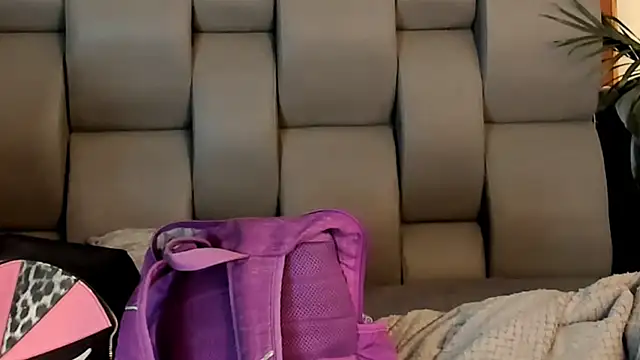 Kendra_and_liam live sex cam