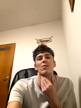 Toyjungee live sex cam