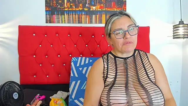 carolinacrus01's cam snapshot