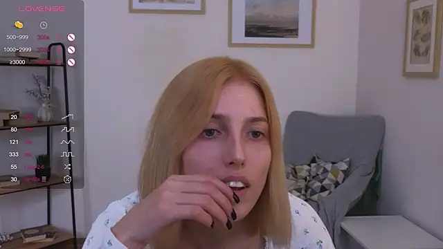 Sonia_Jones's cam snapshot