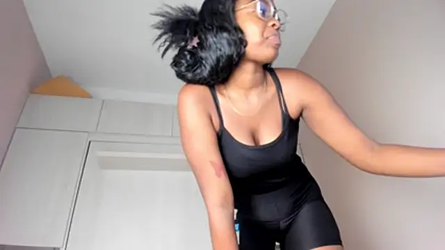 MaraBaker's cam snapshot