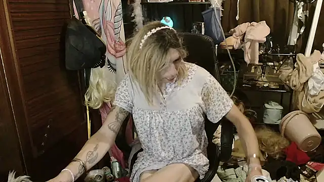 Ombeline1 live sex cam