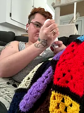 CurvesNChaos's cam snapshot