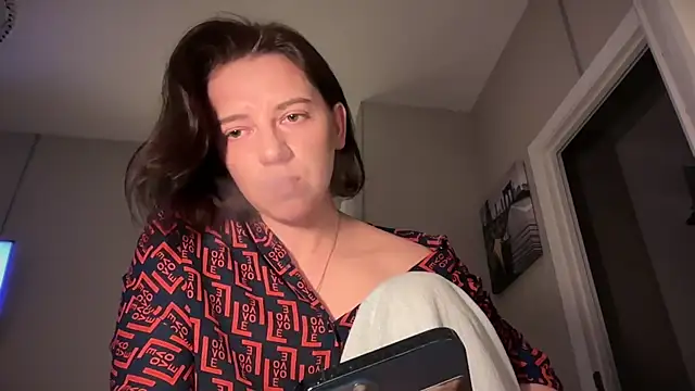 Take_Me_Awayy's cam snapshot