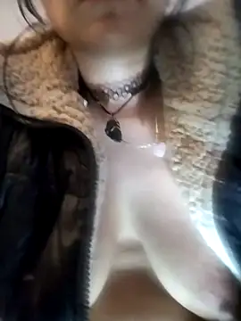 Valentina_Squirt- live sex cam