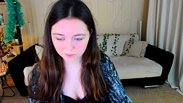 AlluringLookk's cam snapshot