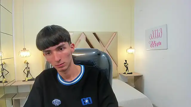 Jake_evans live sex cam