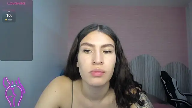 im_anny_t's cam snapshot