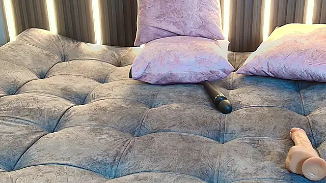 scarlett_aviebby's cam snapshot