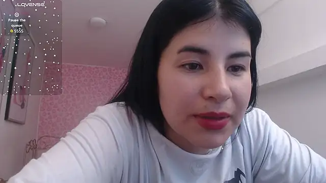 Nina_harpper_'s cam snapshot