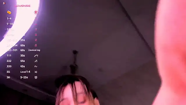 BadScarlet1 live sex cam