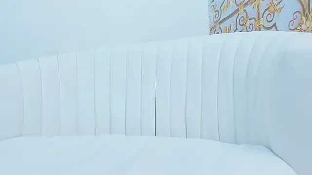 LittleMax23 live sex cam