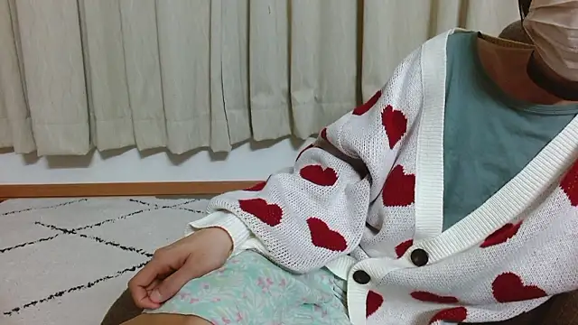 chersea-lauper's cam snapshot