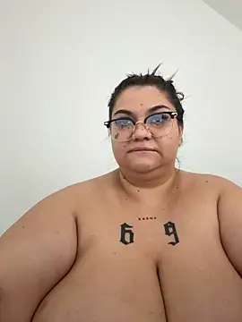 EvvaBBW's cam snapshot