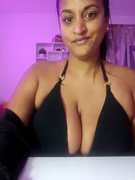 Busty_AriaX's cam snapshot