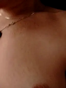 eatmeplease44's cam snapshot