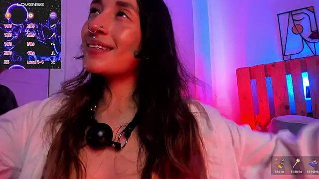 coral_jonesss live sex cam