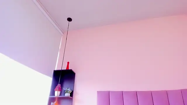 violet_myerrs's cam snapshot