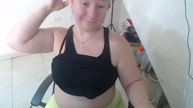 Yohis_Kiut25's cam snapshot