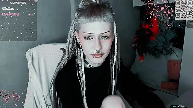 say_mary's cam snapshot