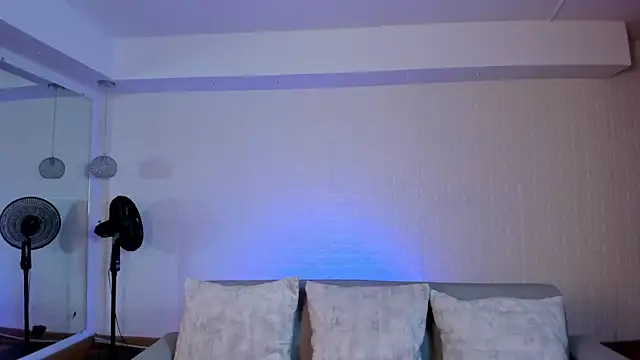 violet_scott's cam snapshot