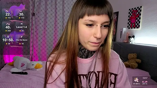 LilithPoison live sex cam