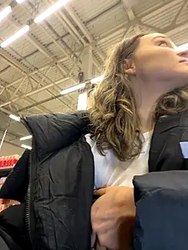 TheYourL's cam snapshot