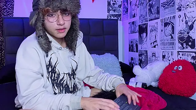 Apolo_Ushi live sex cam