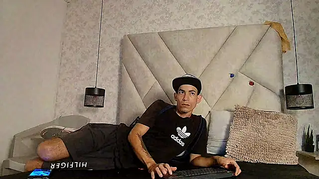 AmbarRaj's cam snapshot