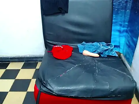 dalilah_pervertt's cam snapshot