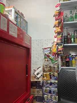 emilyjohanson live sex cam