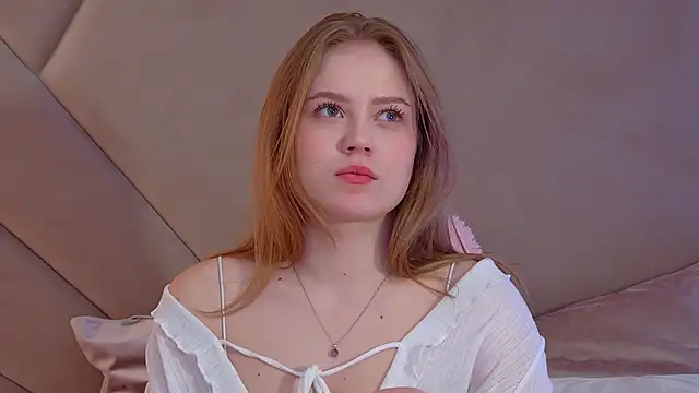 SelinSwarovski live sex cam