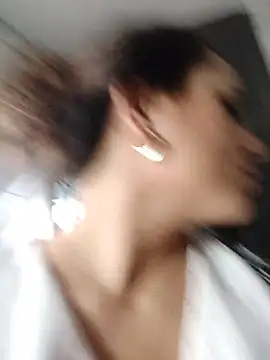 Caroline_Jons's cam snapshot