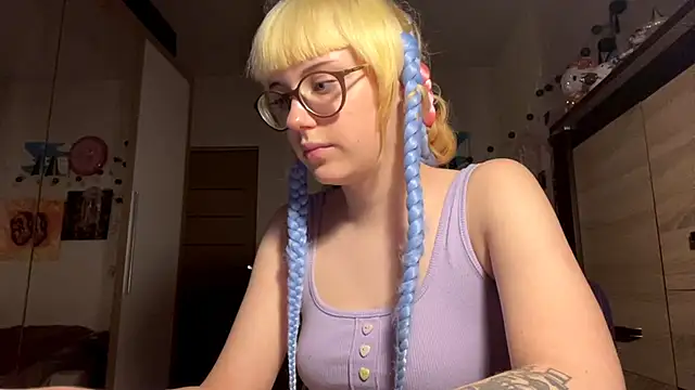 EffacedScan live sex cam