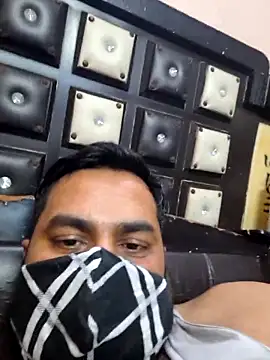 bobbyronak live sex cam