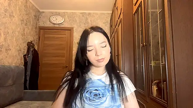 KiyokoEeds live sex cam