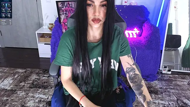 Tiffany_lab's cam snapshot