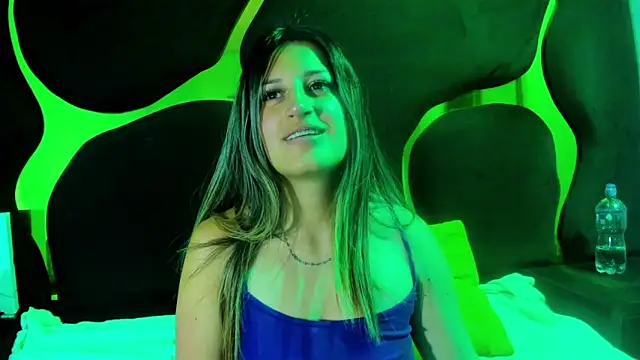 GiaRoussel's cam snapshot