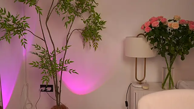 Peopleneedlove144 live sex cam