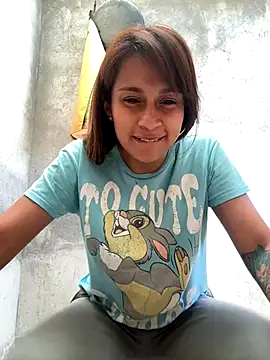 valeria_absurdah's cam snapshot