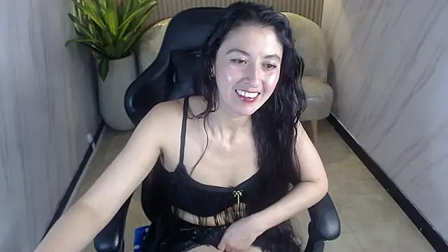 tatiscelis_tf's cam snapshot