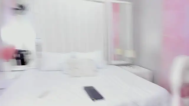 NICOL_SMALL's cam snapshot