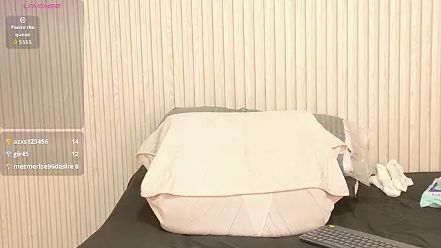 Abrilmirren's cam snapshot