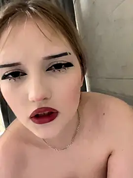 YunnaTyan's cam snapshot