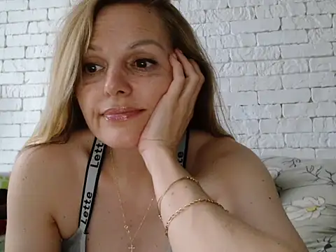 Angel_girllovemy live sex cam