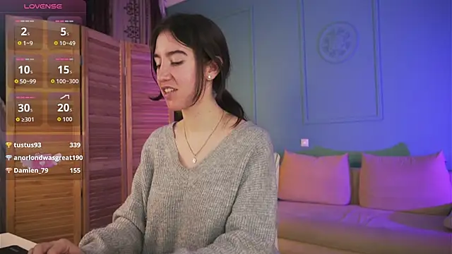 Belle_Via's cam snapshot