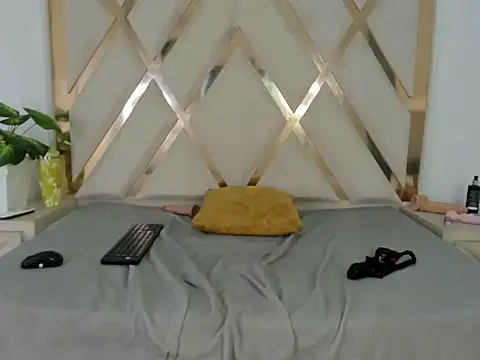 arielasm's cam snapshot