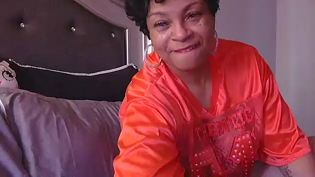 MSweetLindaParks live sex cam